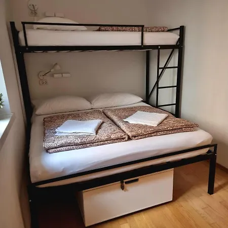 Alieti Albergue Izola