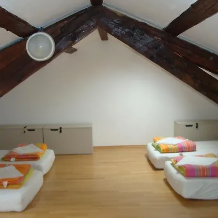 Alieti Hostel Izola