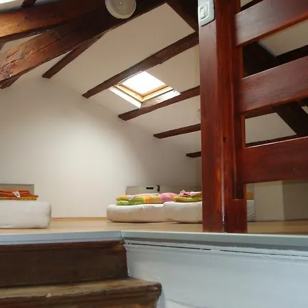 Alieti Hostel Izola