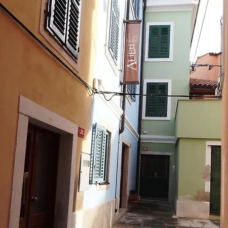 Hostel Alieti